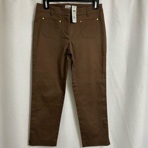 Cach’e new capris in size 2